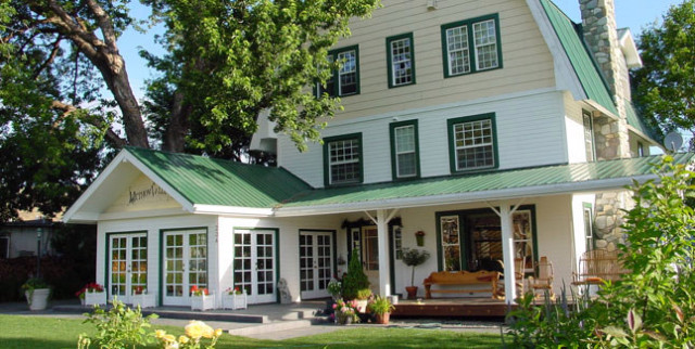 Methow Valley Inn - WA Bed and Breakfast, Lodging Twisp Washington Accommodations